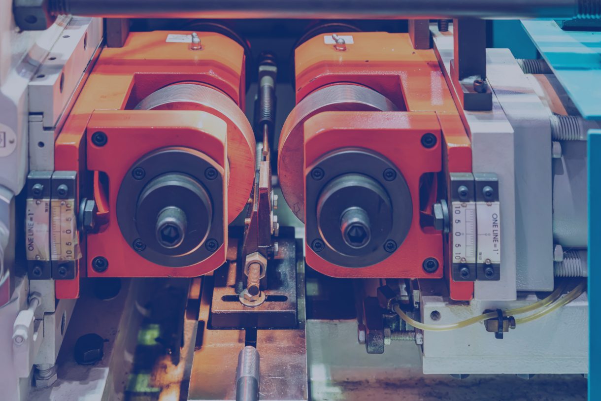 Close,Up,Roller,And,Work,Support,Blade,Or,Work,Rest